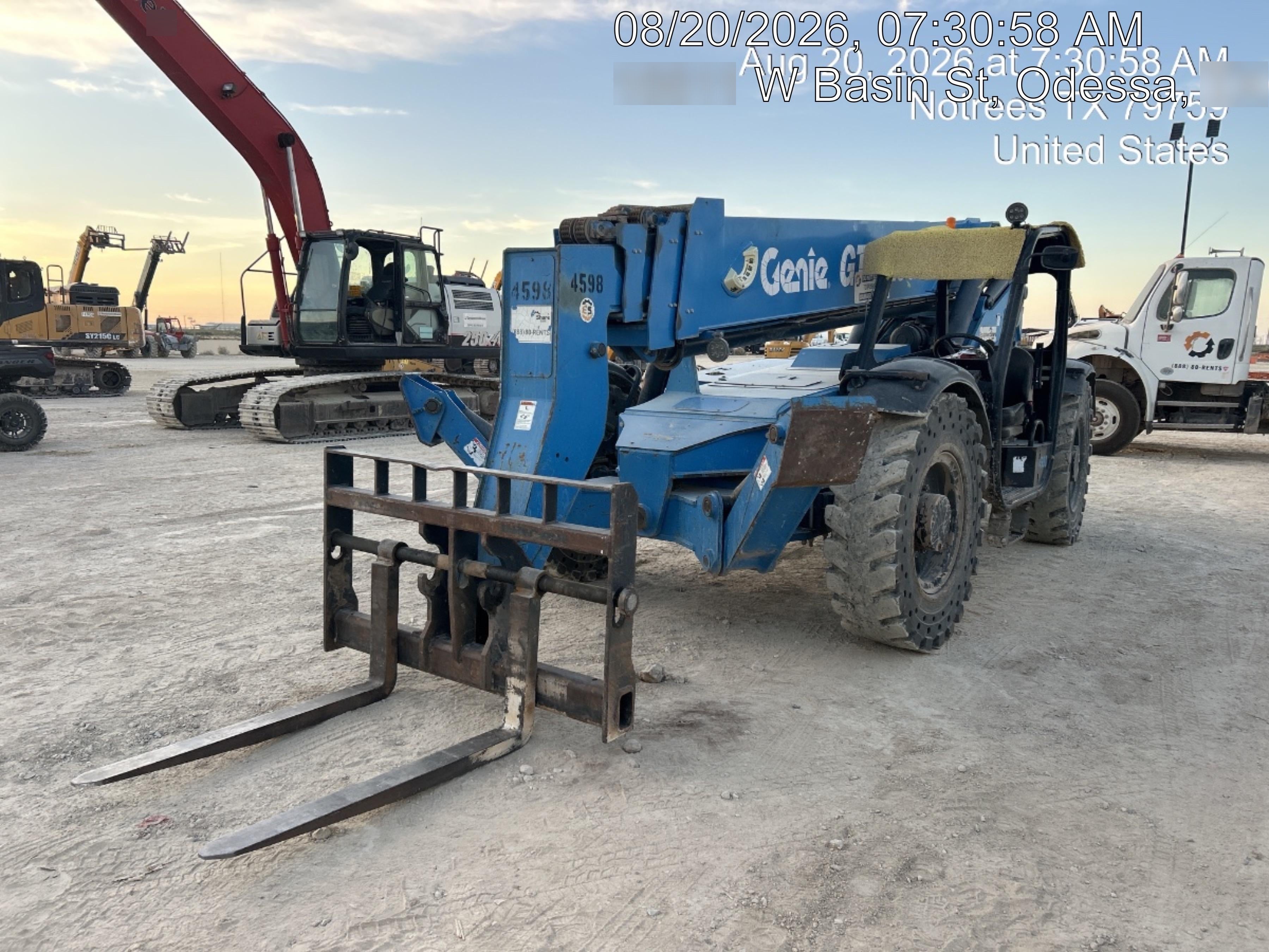 2017 Genie GTH-1056 Genie GTH1056, Solid Tires, 60" carriage, Light Kit, Open ROPS