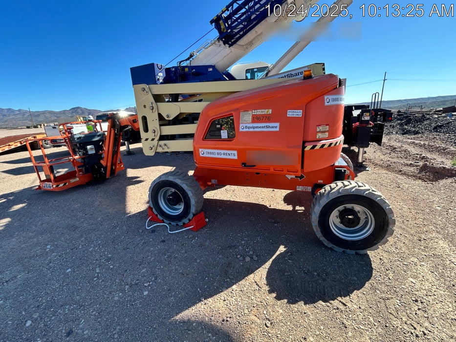 2021 JLG 450AJ
