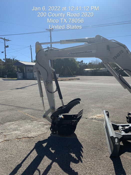 2021 TAKEUCHI TB235-2R