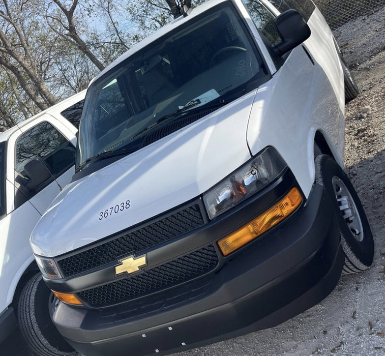 2023 CHEVROLET Express Van - Rental