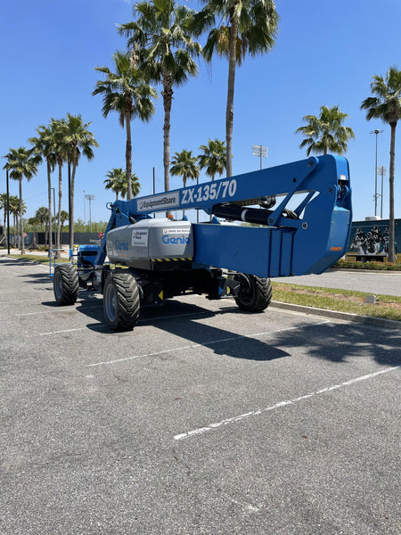 2021 GENIE ZX-135/70
