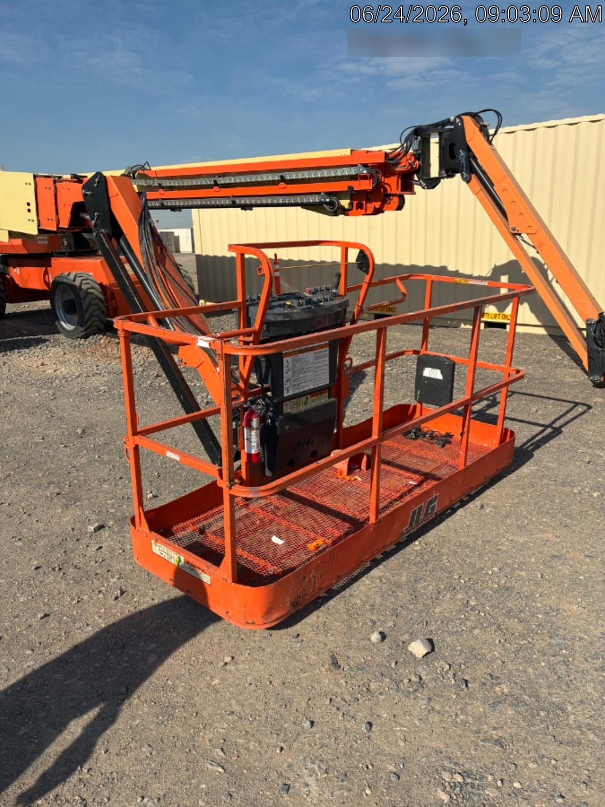 2019 JLG 860SJ