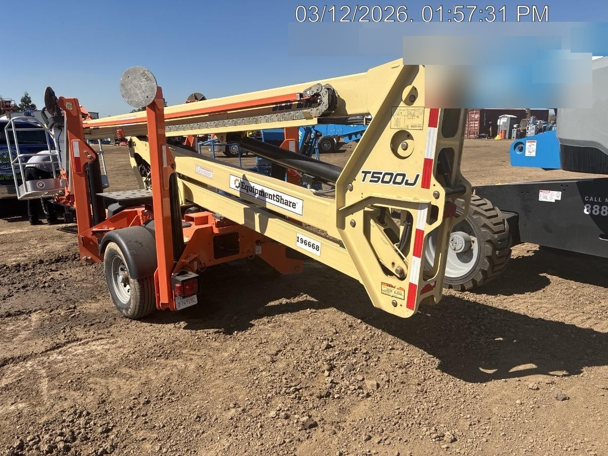 2021 JLG T500J