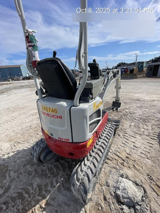 2023 TAKEUCHI TB210R