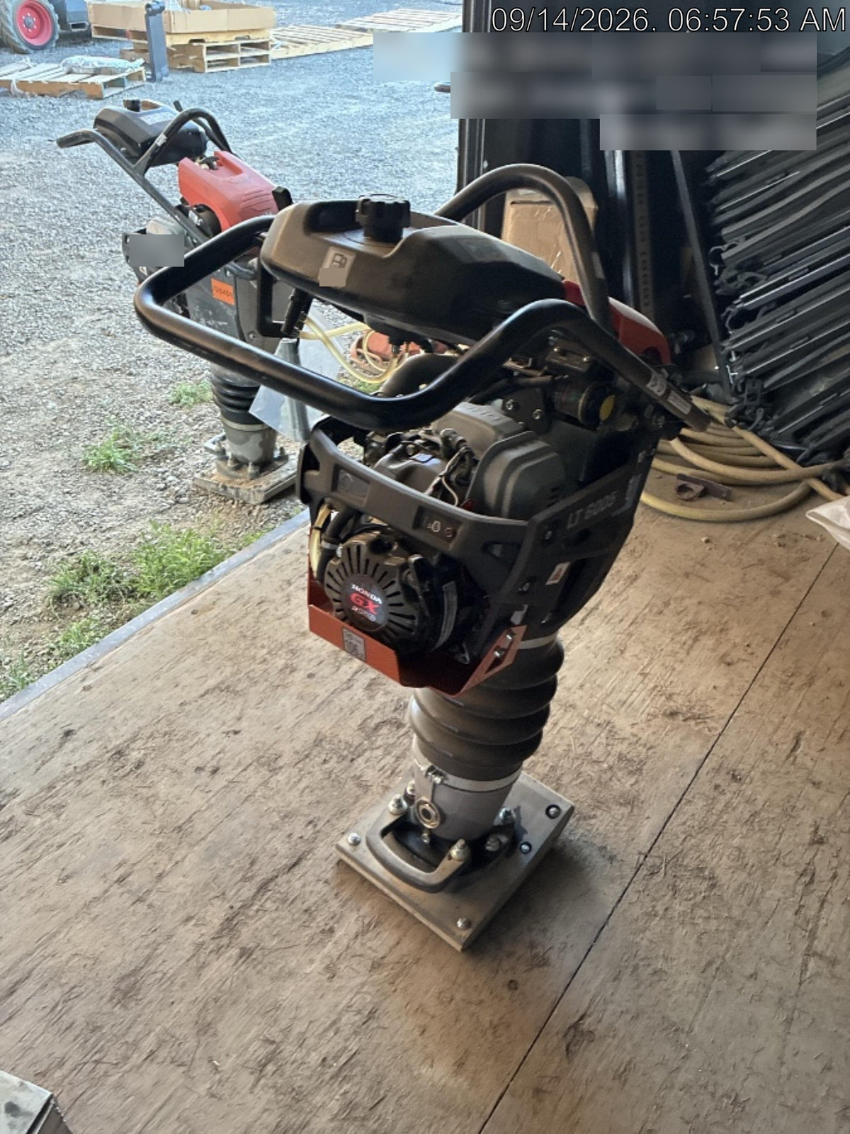 2026 HUSQVARNA LT6005