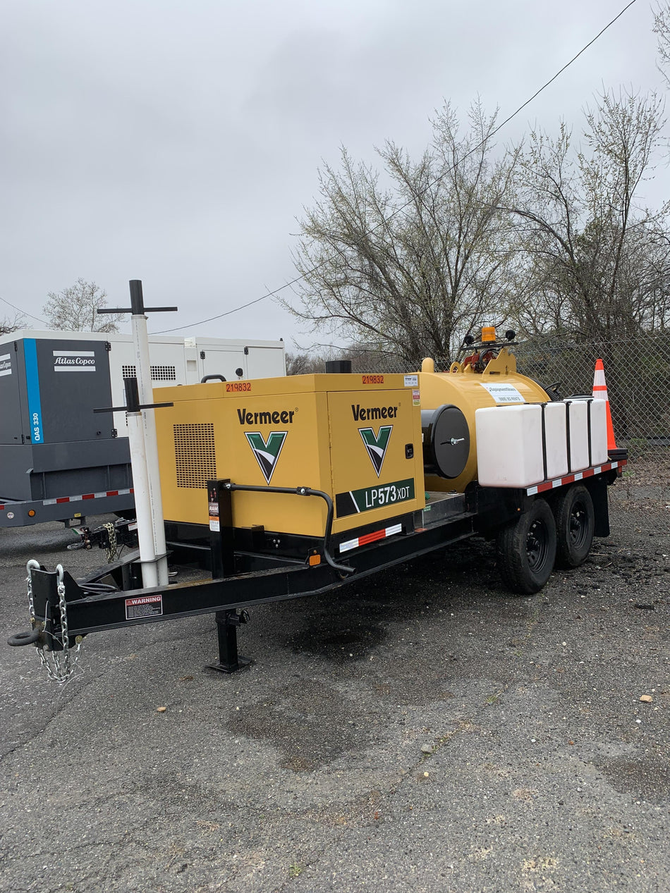 2022 Vac-Tron LP573XDT T4 Koehler Diesel Engine, 500 Gallon Debris Tank, x2 100 Gallon Water Tanks