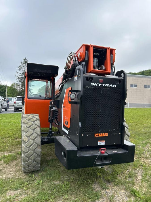 2025 SKYTRAK 10054
