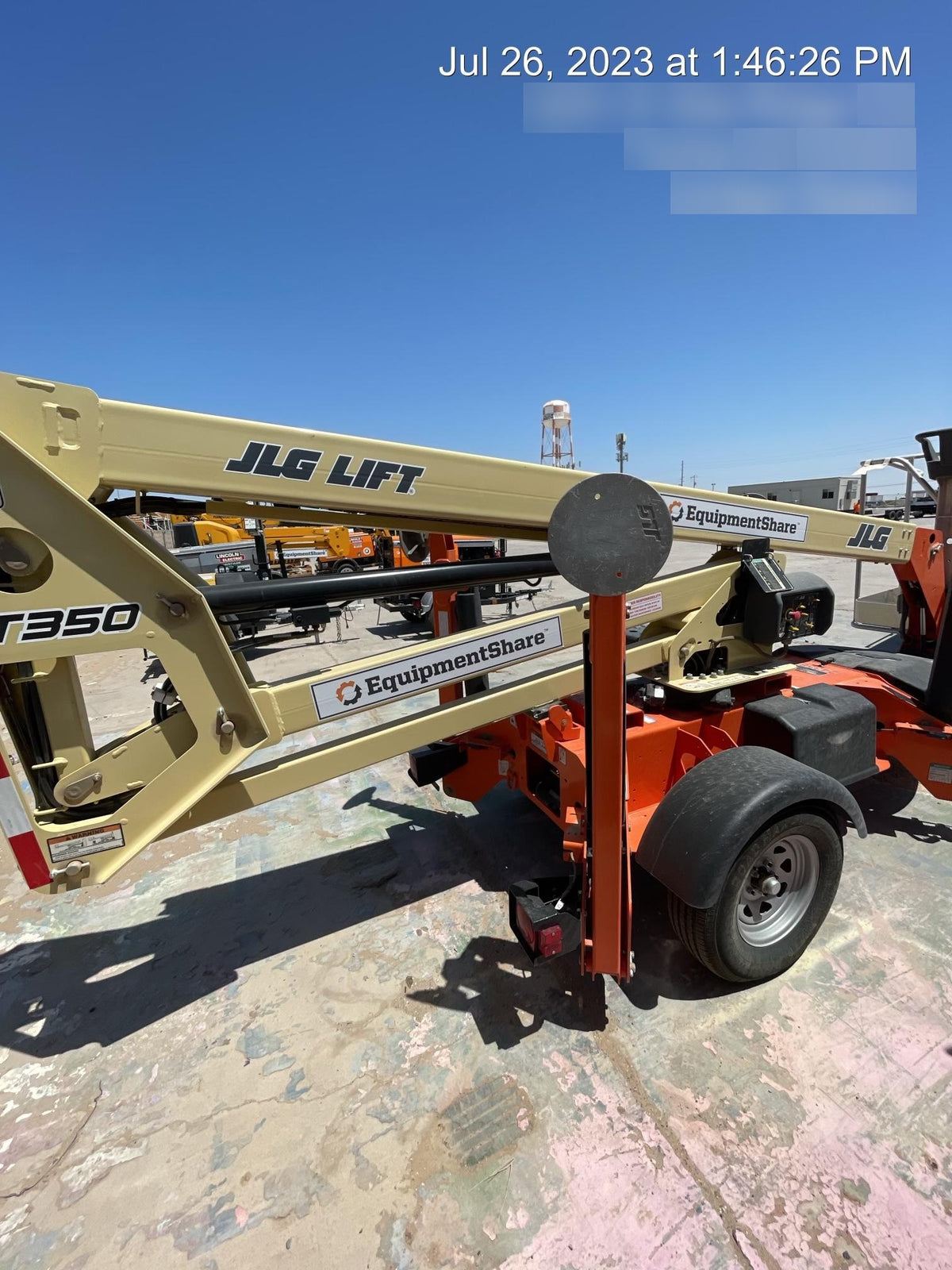 2022 JLG T350