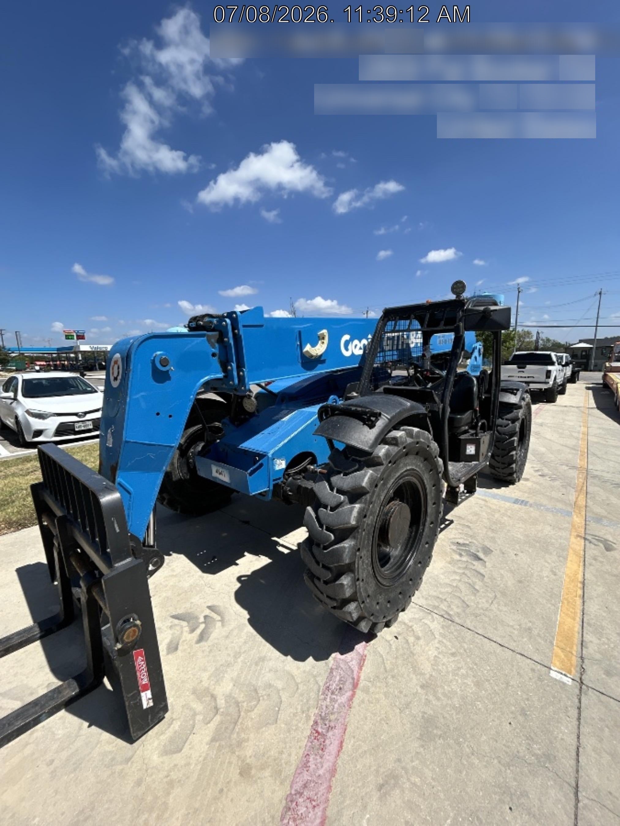 2017 GENIE GTH-844