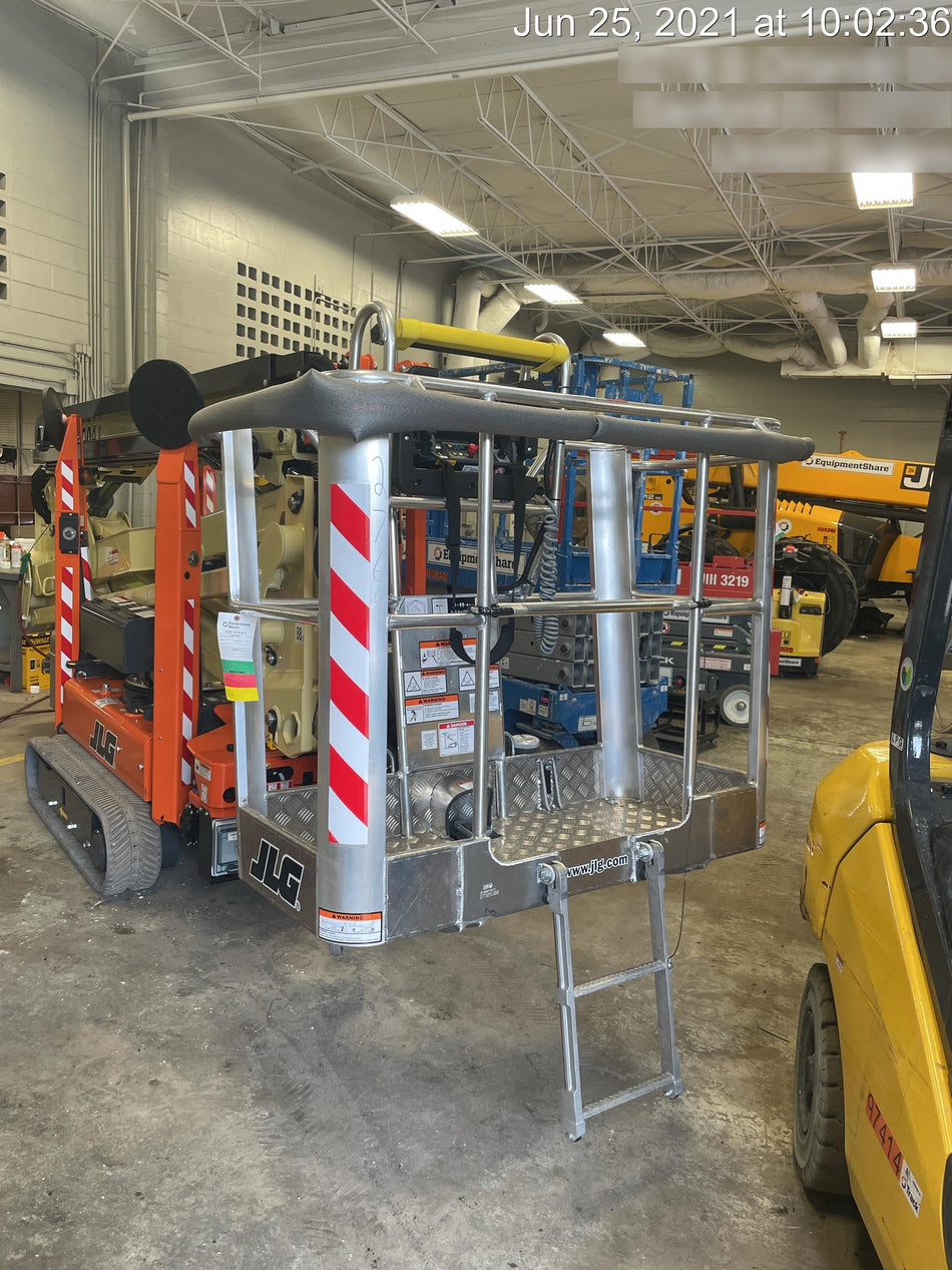 2021 JLG X600AJ