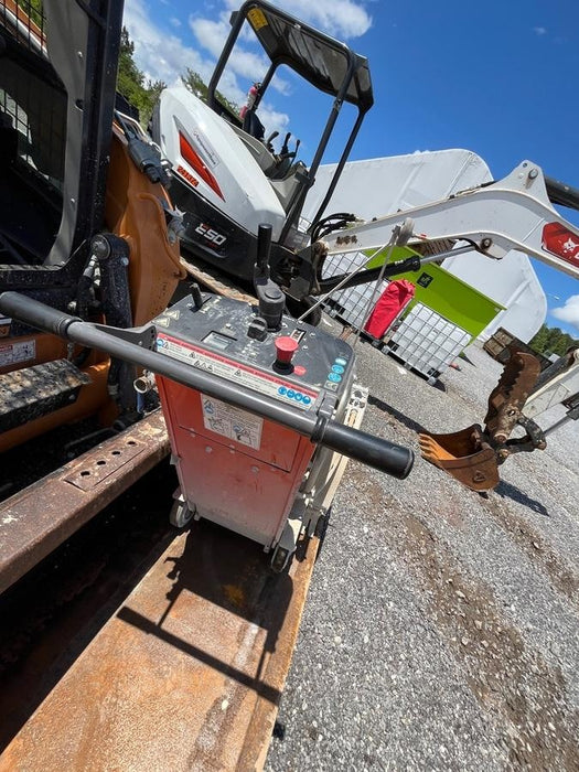 2019 HUSQVARNA FS 413