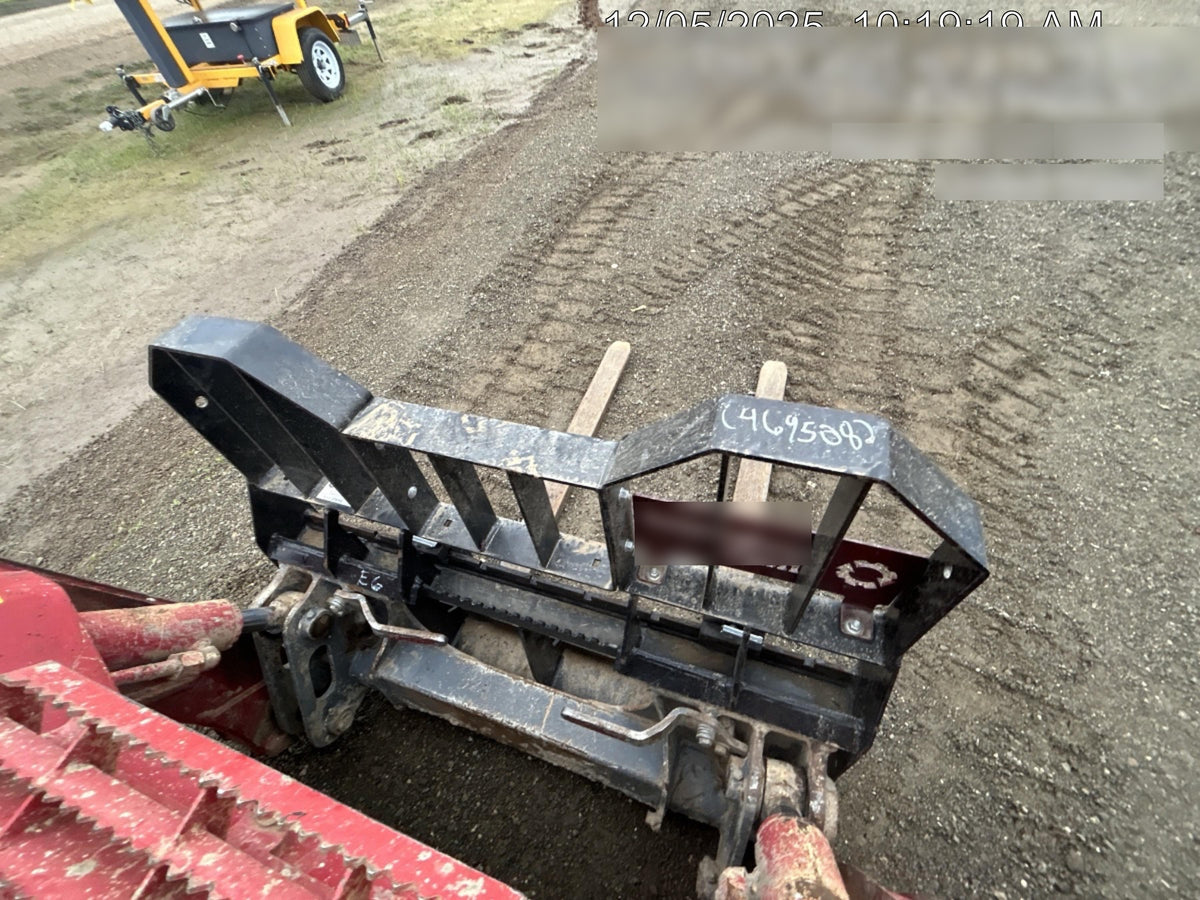 2021 PALADIN 48" Pallet Forks - Paladin