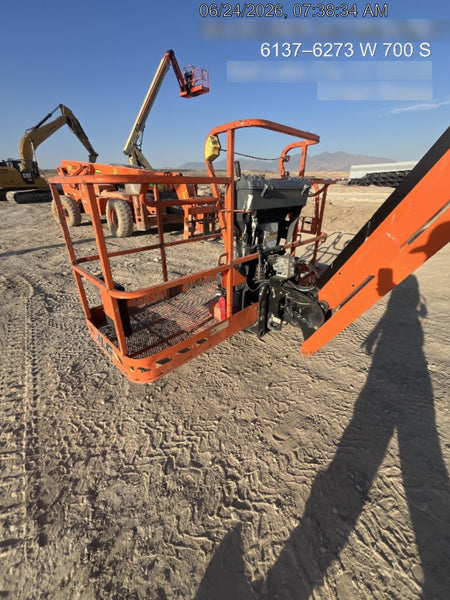 2020 JLG 660SJ