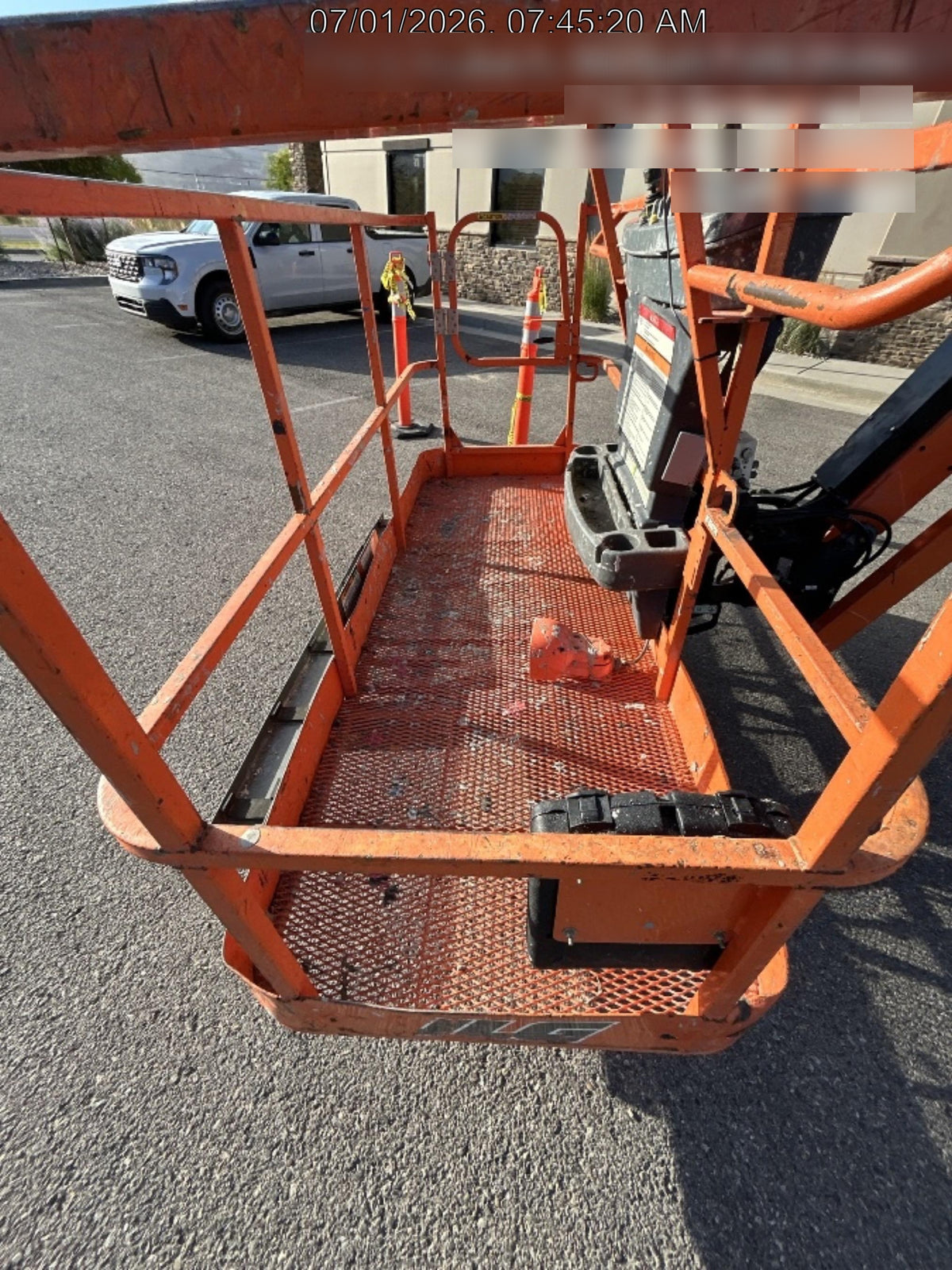 2020 JLG 660SJ
