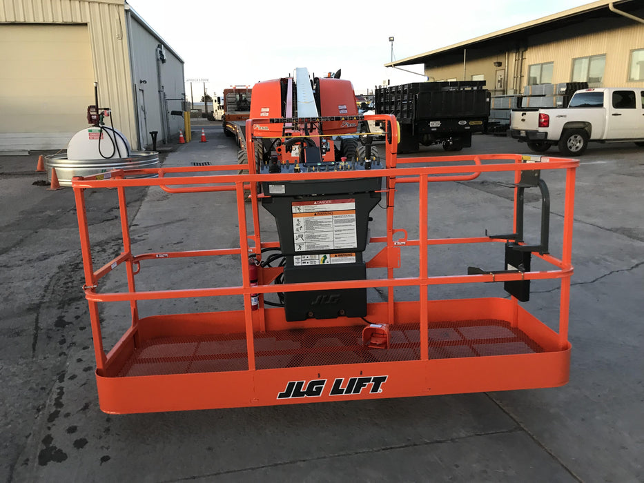 2019 JLG 660SJ