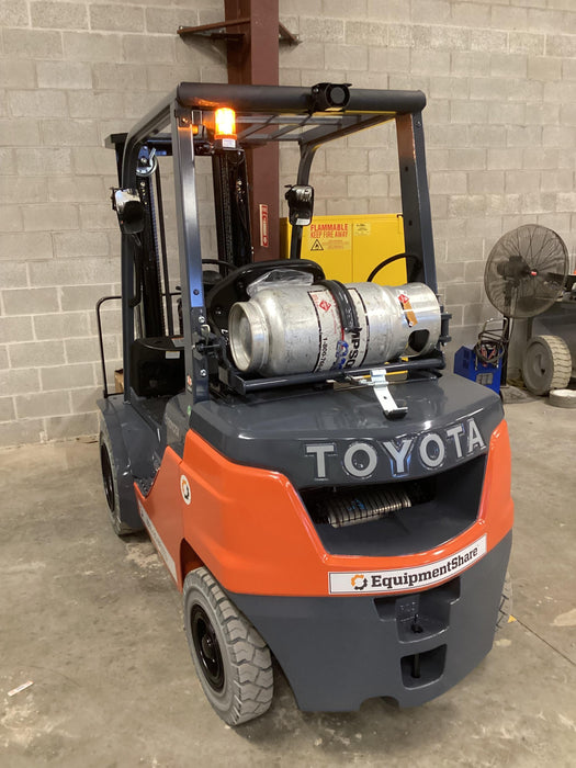 2022 TOYOTA 50-8FGU25