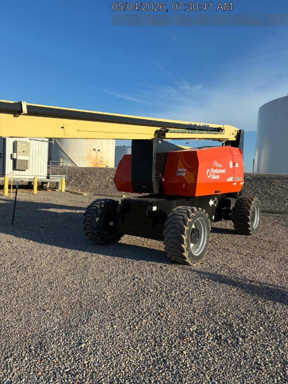 2025 JLG 800AJ