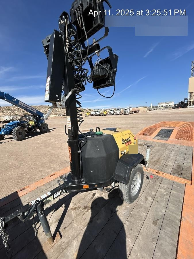 Allmand NLV3GR (4) LED Light Fixture 350W, 23' Vertical Mast, 3kW Prime, Towable, Deep Sea L401, Leveling Jacks, Yanmar T4F 5.8hp