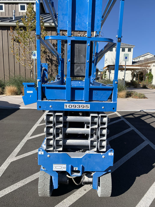 2020 Genie GS-2632 Solid NM Tires, Folding Rails with Half-Height Swing Gate, Beacon, 800W Invertor