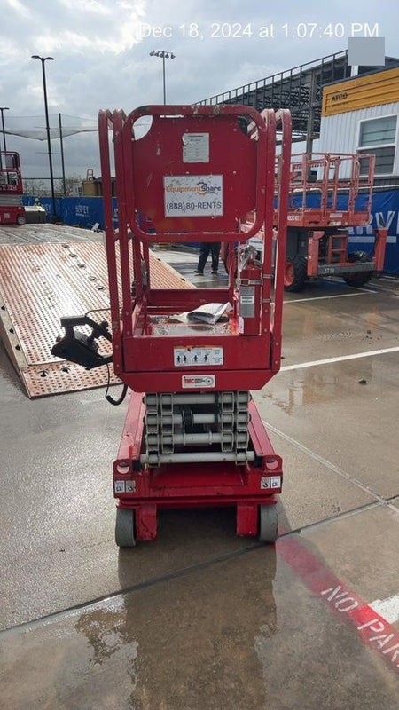 2017 MEC 1330SE MEC 1330SE Scissor Lift