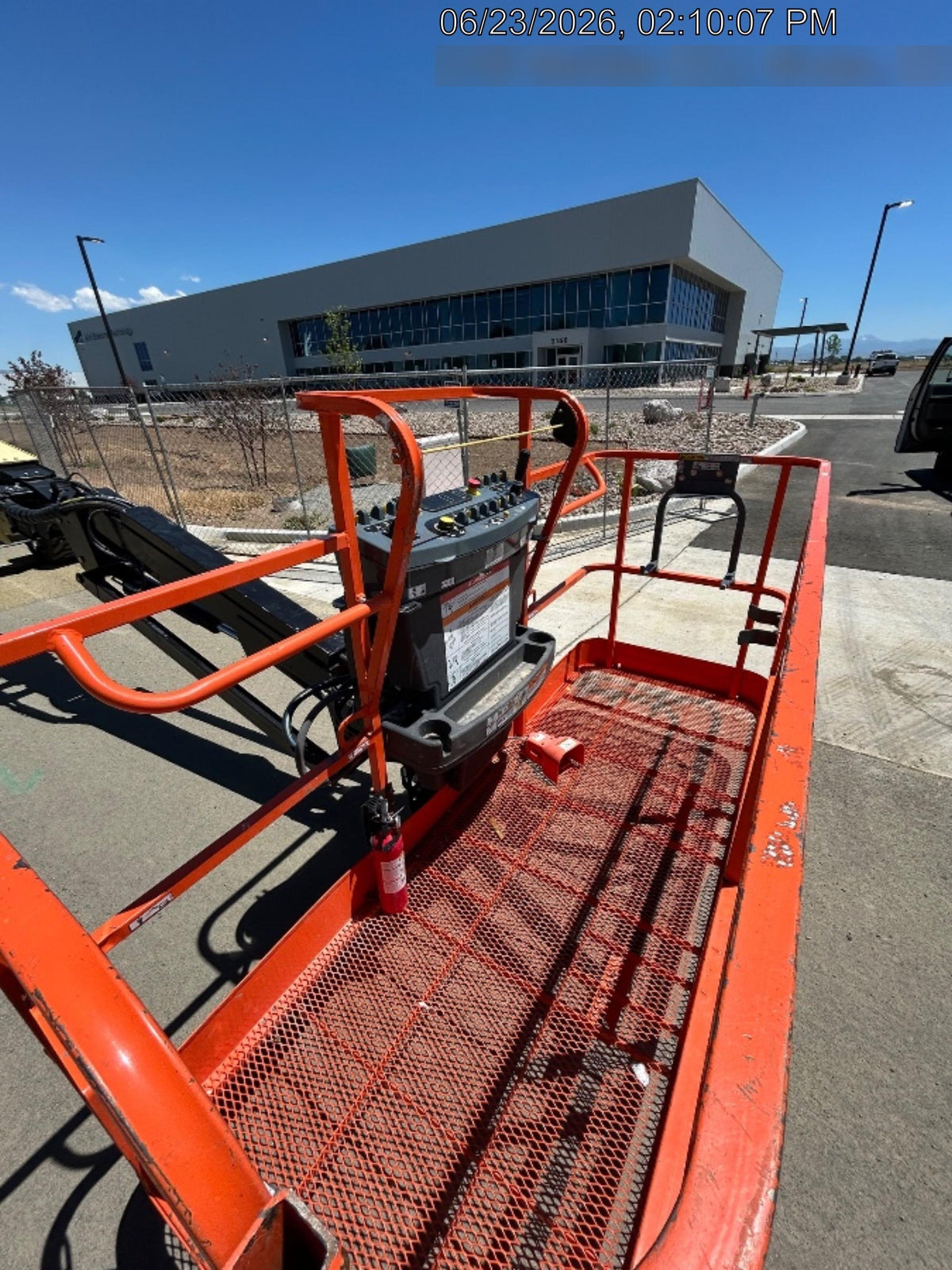 2025 JLG 660SJ
