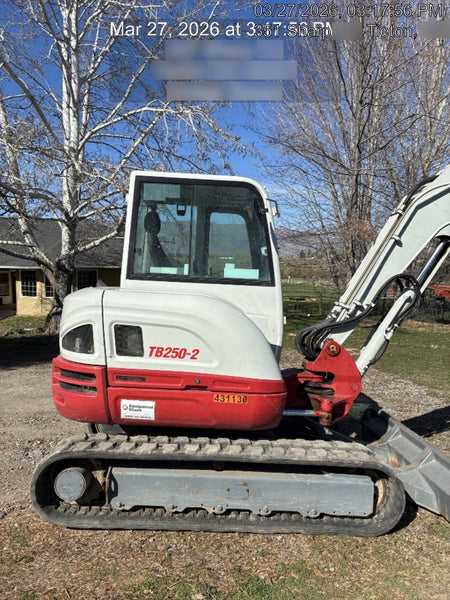 2024 TAKEUCHI TB250-2CR