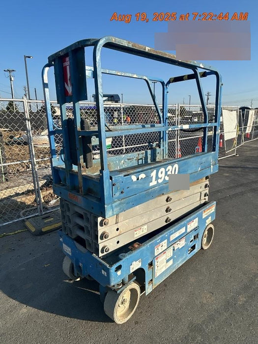 2019 Genie GS-1930 Fixed Rails with Chain Entry