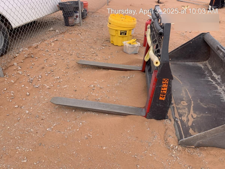 2024 PALADIN 48" Pallet Forks - Paladin