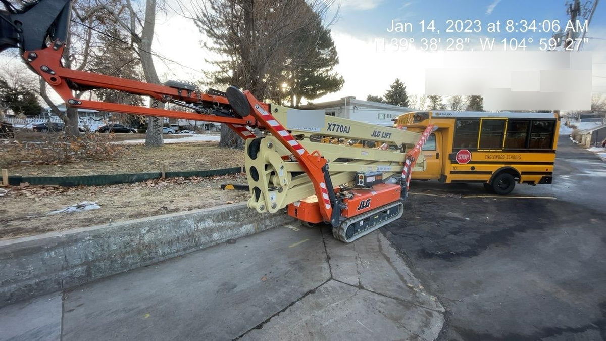 2021 JLG X600AJ