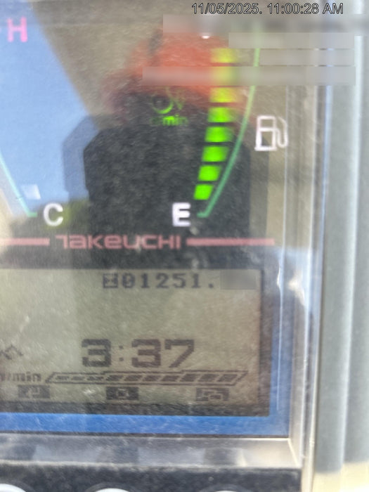 2021 TAKEUCHI TB235-2R