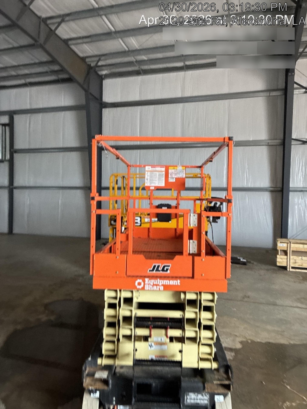 2025 JLG ES3246