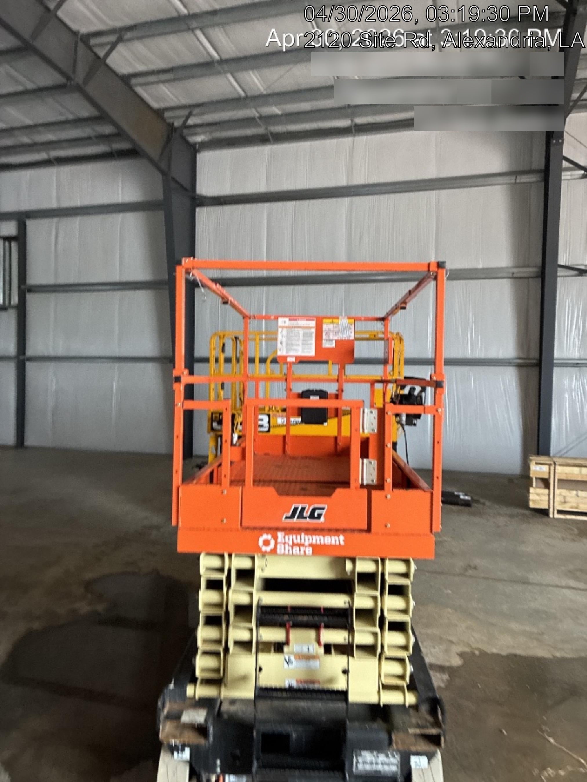 2025 JLG ES3246
