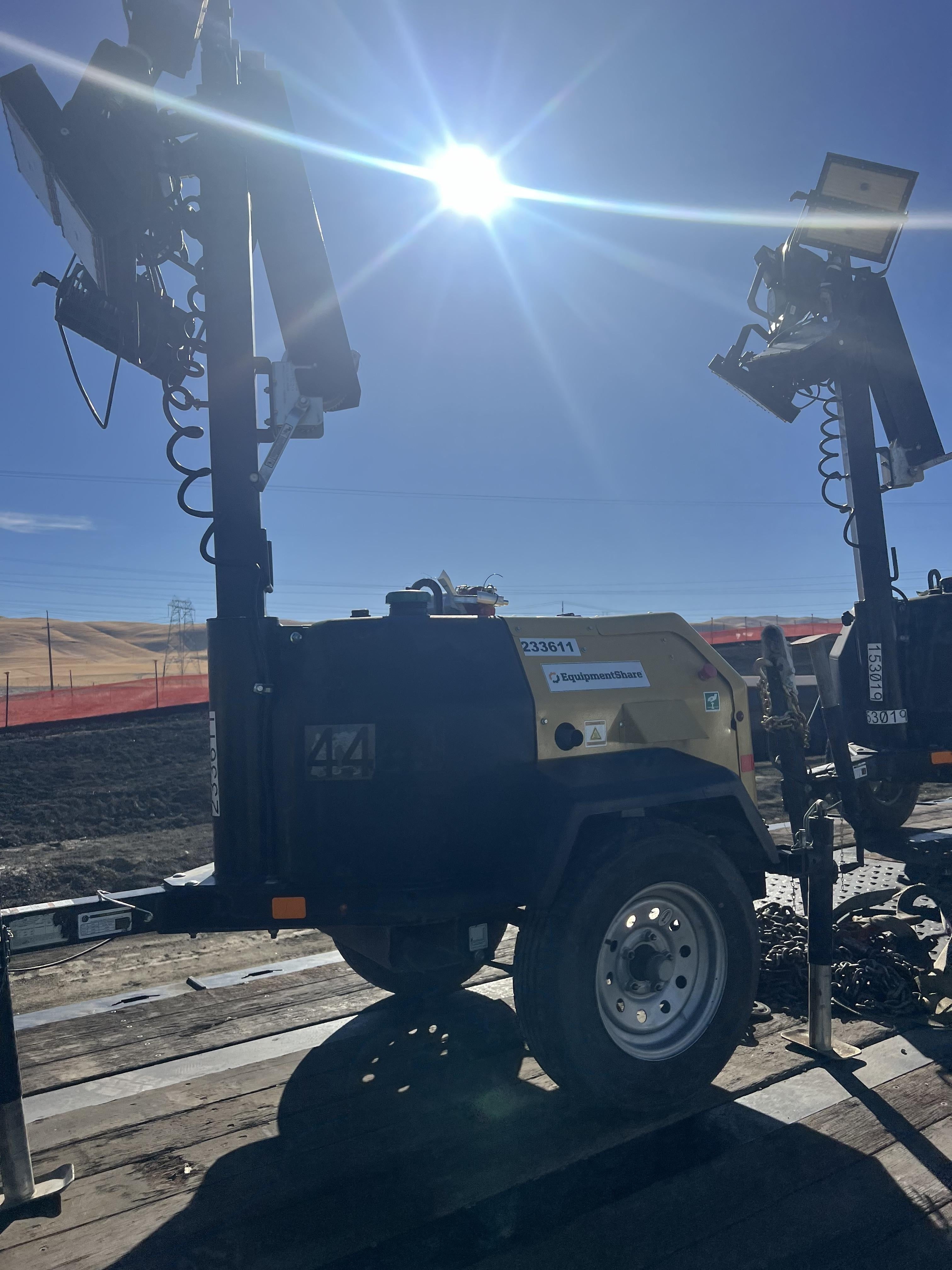 Allmand NLV3GR (4) LED Light Fixture 350W, 23' Vertical Mast, 3kW Prime, Towable, Deep Sea L401, Leveling Jacks, Yanmar T4F 5.8hp