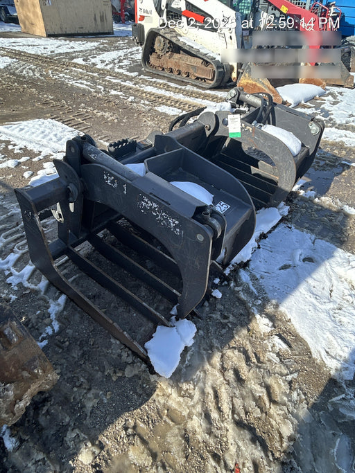 2015 CASE Grapple Bucket Skid Steer - Case