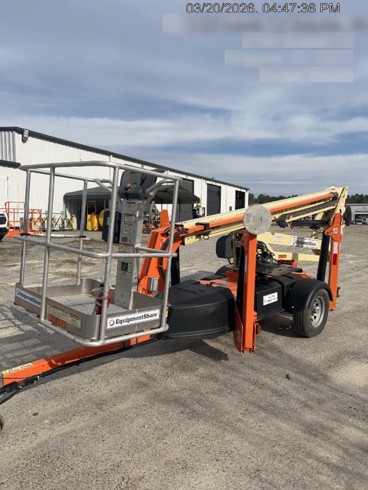 2022 JLG T350