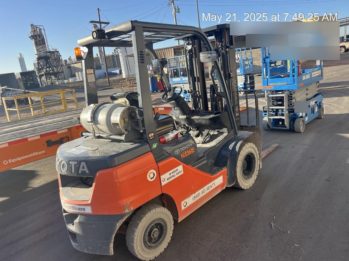 2022 TOYOTA 50-8FGU25