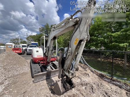 2022 TAKEUCHI TB250-2R