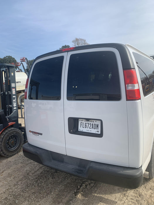 2023 CHEVROLET Express Van - Rental