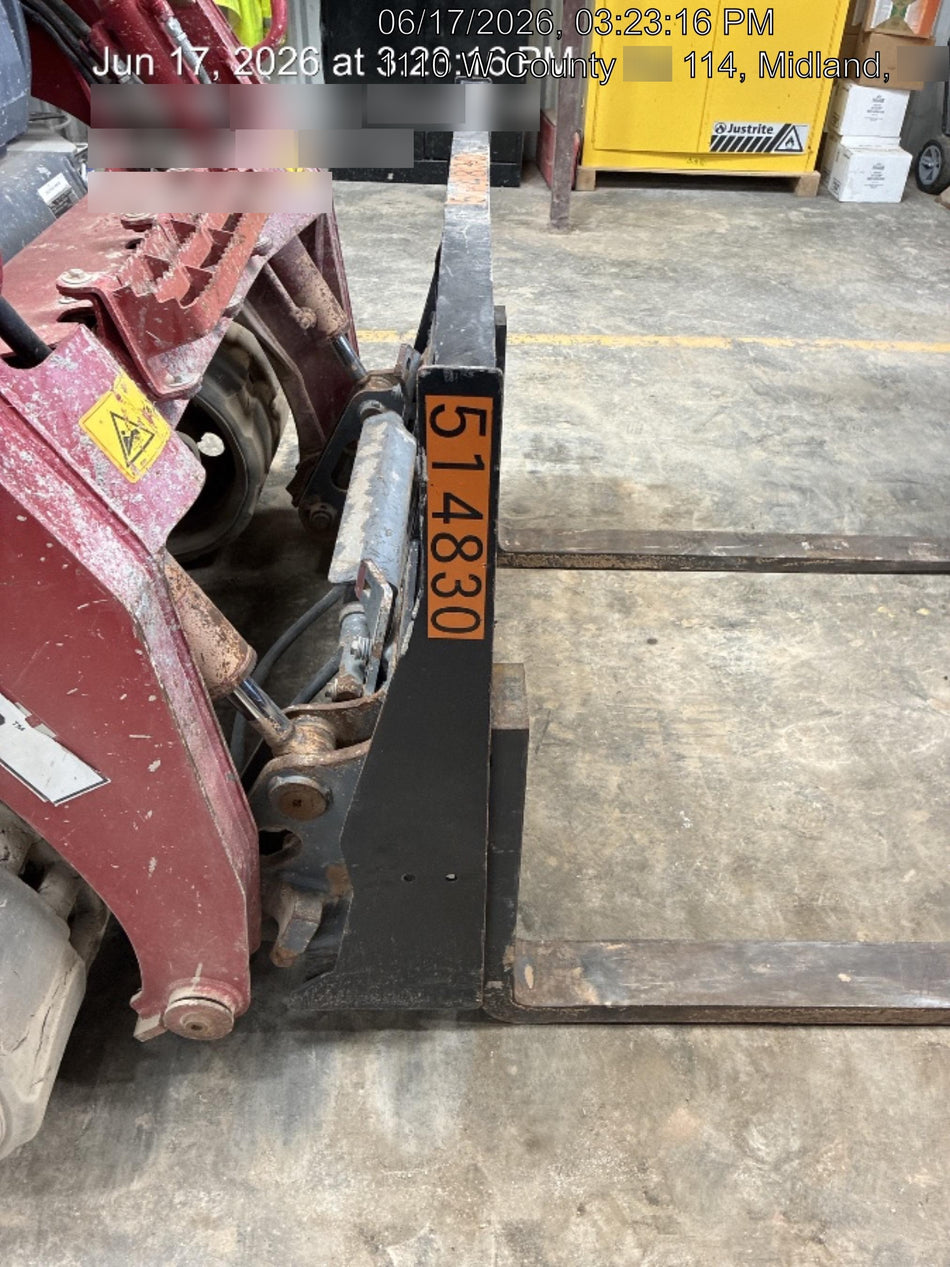 2022 TAKEUCHI TL8R2-CR