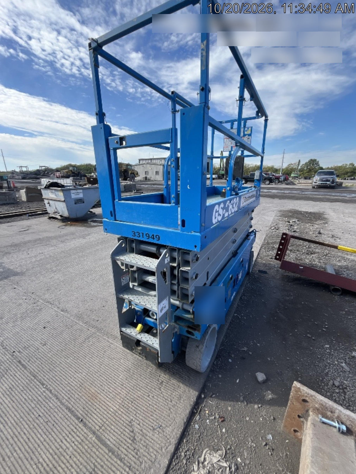 2023 GENIE GS-2632