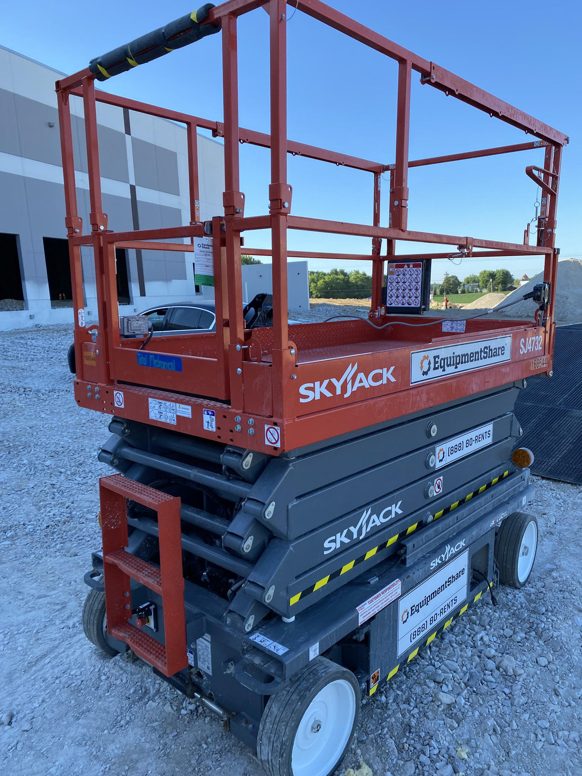 2022 JLG ES2632