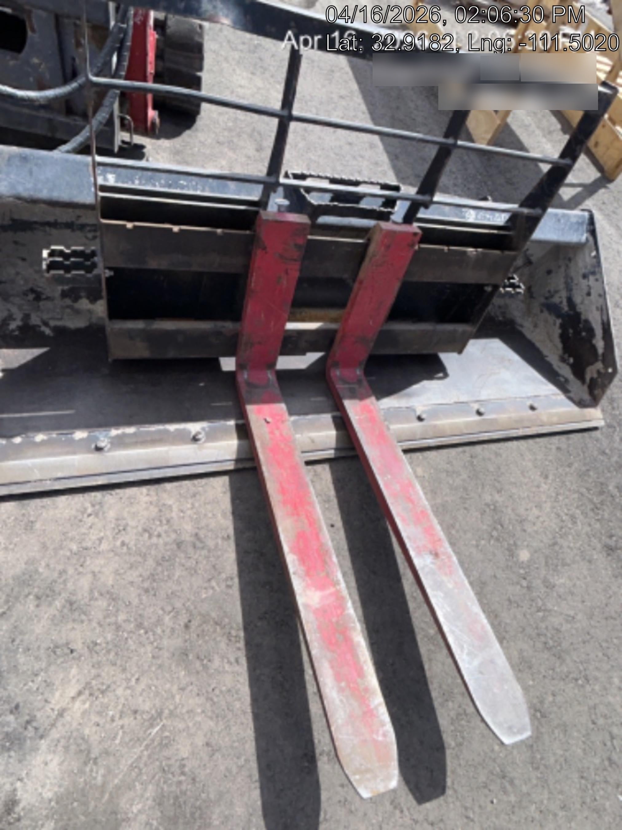 2022 ARROW MATERIAL HANDLING 48" Pallet Forks - Arrow