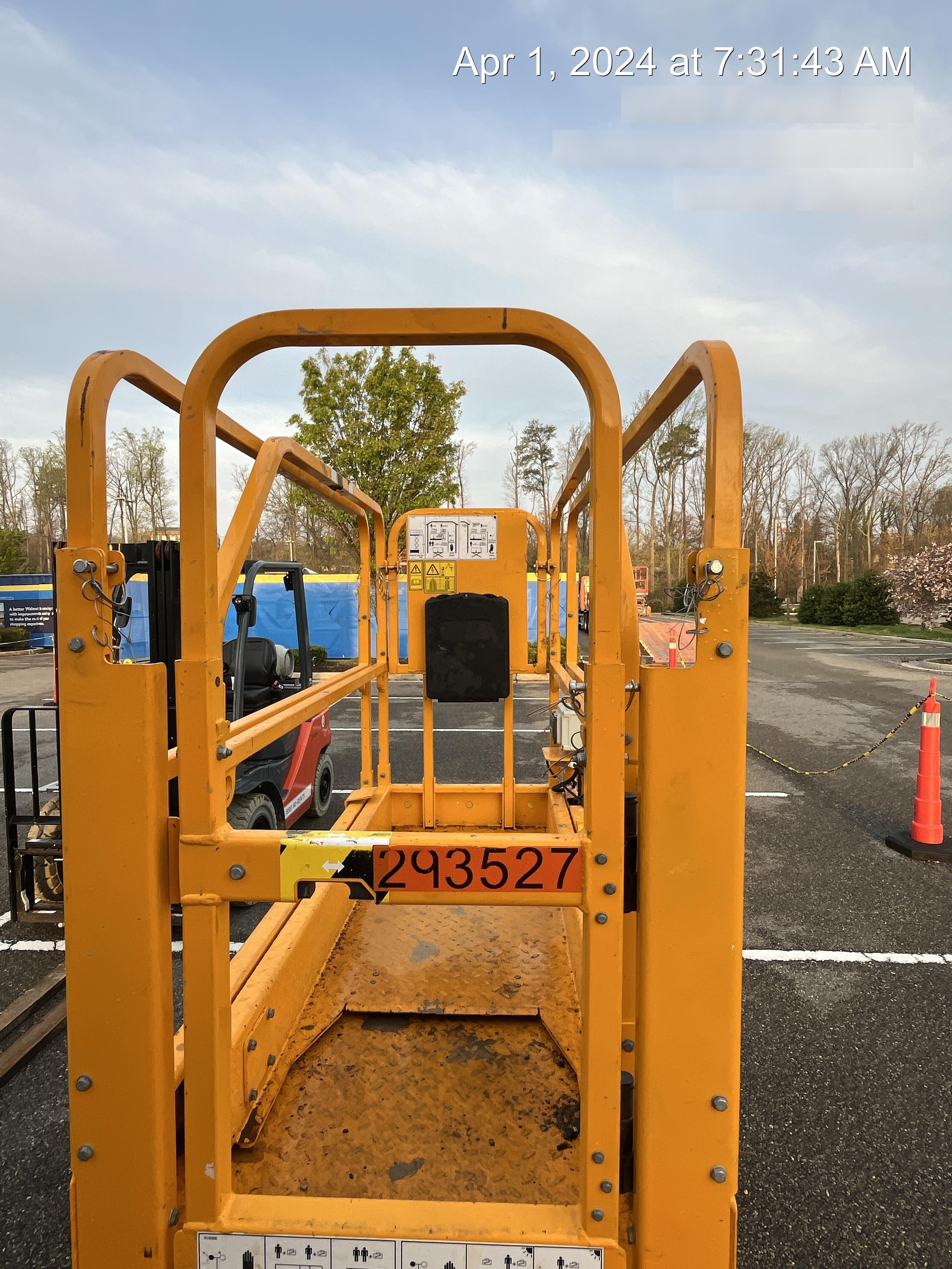 2023 JCB S1930E