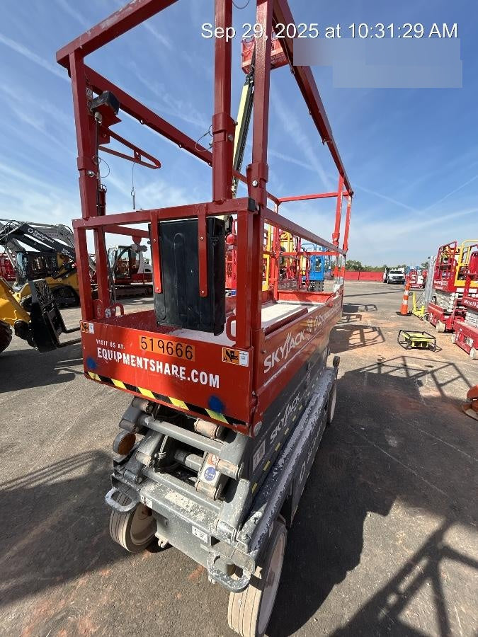 2025 SKYJACK SJ3226