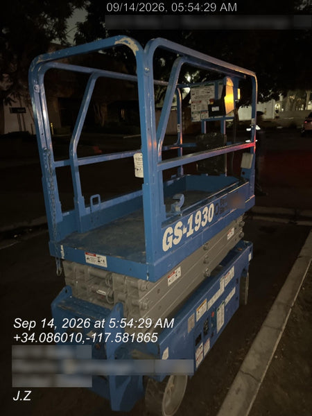 2019 Genie GS-1930 Fixed rails with chain Entry