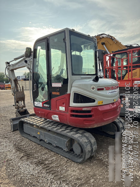 2022 TAKEUCHI TB250-2CR