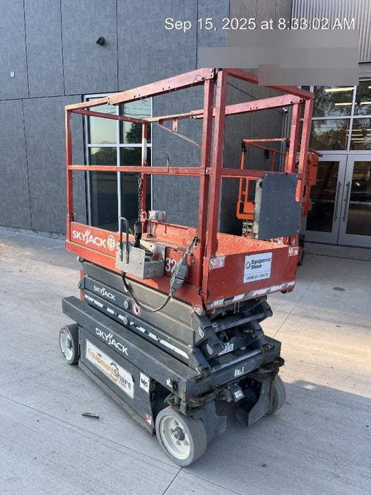 2017 Skyjack SJIII-3219 Skyjack 19' Scissor Lift
