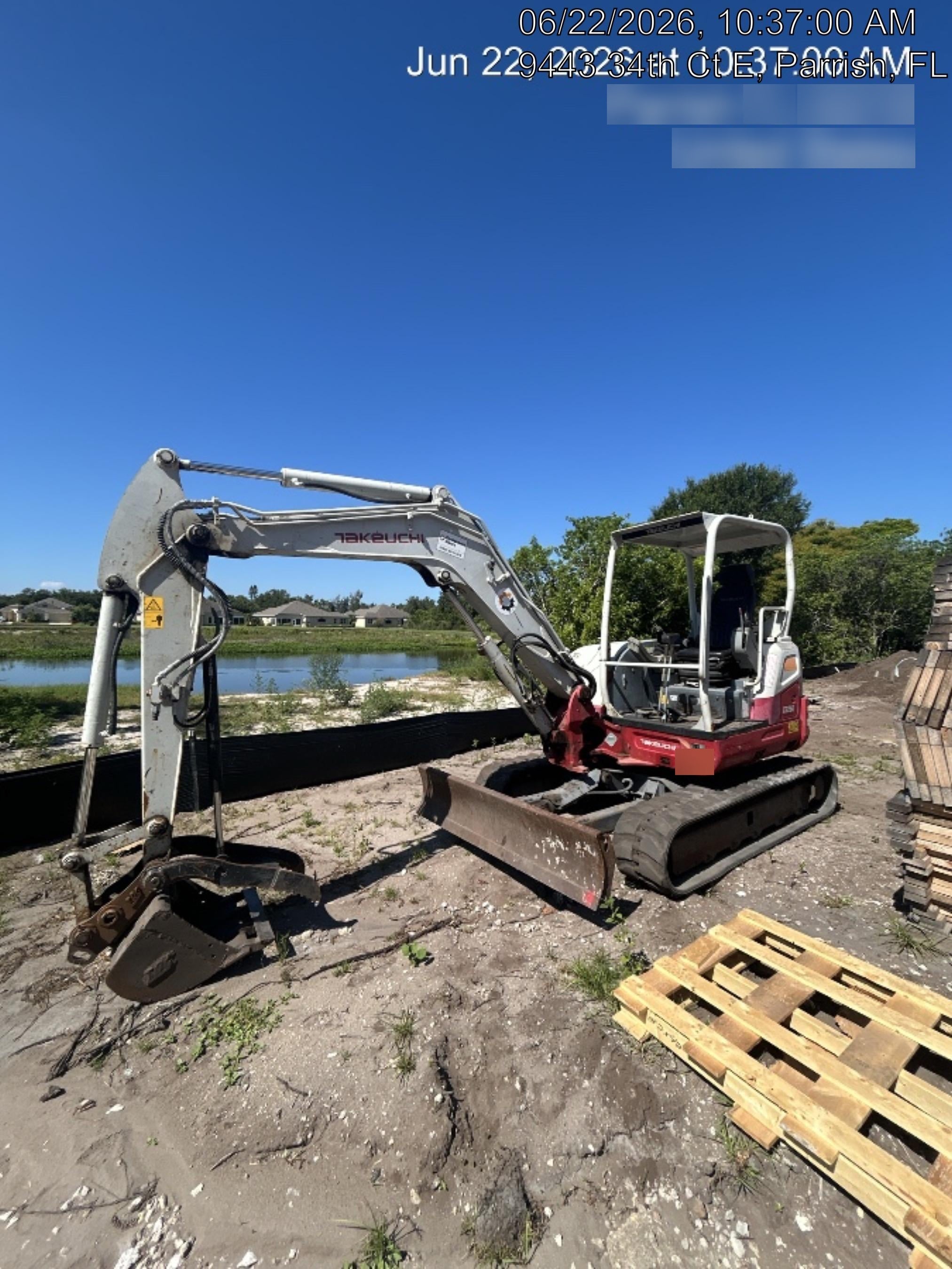 2019 Takeuchi TB260 Canopy, Standard Blade, Auxiliary hydraulics Manual QC, Hydraulic thumb, 12" ,18", 24" Bucket