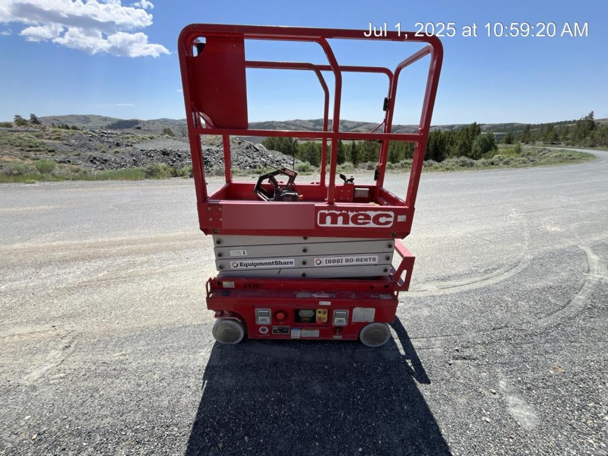 2019 MEC 1330SE Motion Alarm, Beacon, Includes MachineLink keypad and telematics device