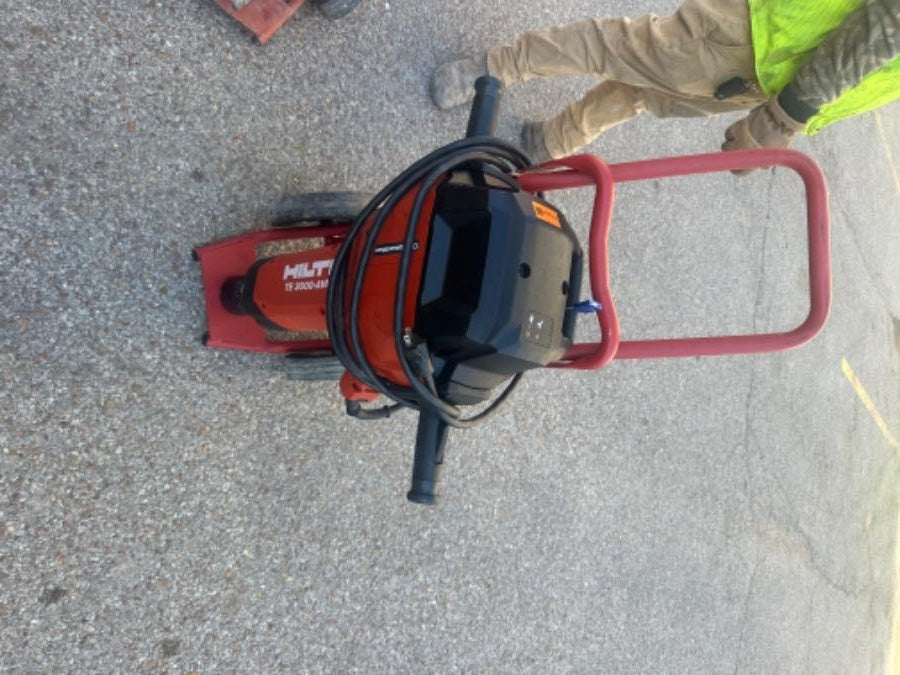2019 HILTI TE 3000-AVR